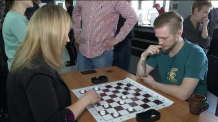 Журналисты Нижнекамска сразились в шахматно-шашечном турнире