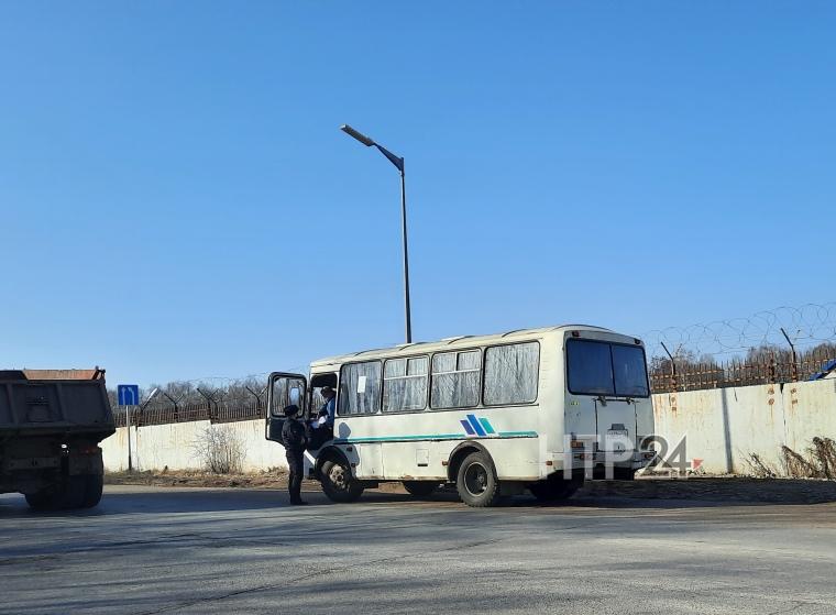 В Нижнекамске инспекторы ГИБДД выявили 9 автобусов с неисправными тормозами и рулевым управлением
