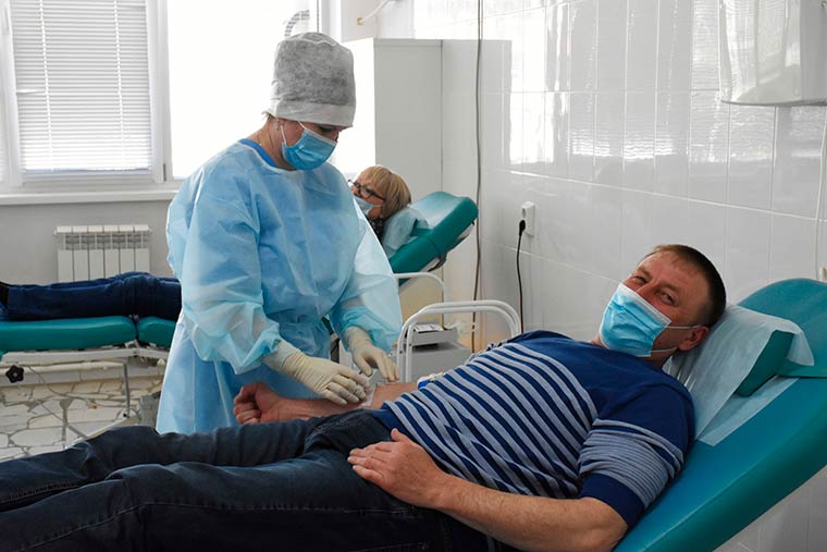 В Нижнекамске в День донора кровь сдал 71 человек