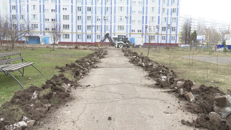 В Нижнекамске начался ремонт во дворе дома №30 на пр.Мира