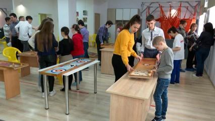 В Нижнекамске проходит фестиваль для людей с расстройством аутистического спектра - НТР 24