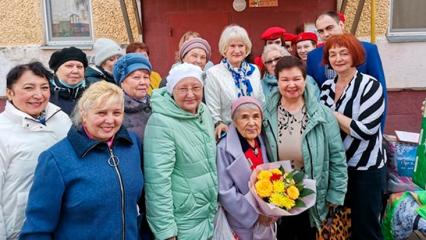 Жительница Нижнекамска, пережившая блокаду Ленинграда, отметила 90-летний юбилей