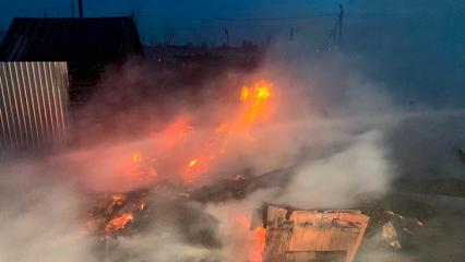 В Нижнекамском районе в соседних селах за один день произошло два пожара