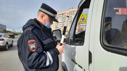 В Нижнекамске сотрудники ДПС задержали 30 нарушителей ПДД