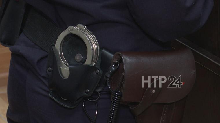 В Нижнекамске по горячим следам полицейские задержали возможного грабителя