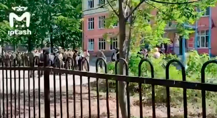 В Казани эвакуировали школу после письма от якобы «сообщника Галявиева»