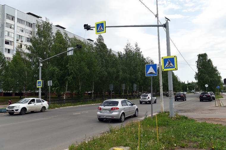 Пешеходный переход у «Рамус Молла» в Нижнекамске будет демонтирован