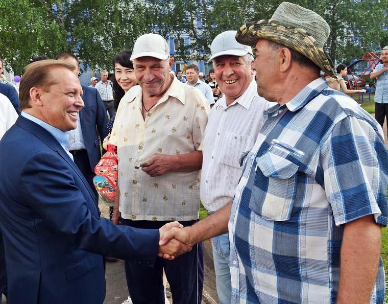 Айдар Метшин поблагодарил нижнекамцев за поддержку на праймериз «Единой России»