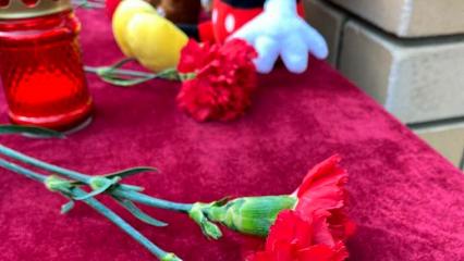 У стен школы №175 в Казани появился мемориал - НТР 24