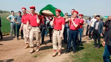 В Татарстане проходят похороны погибших от рук террориста школьников - НТР 24