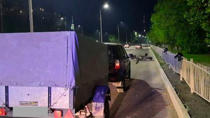 В Нижнекамске столкнулись «Шевроле Нива» и мотоцикл с водителем без прав - НТР 24