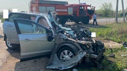 В Татарстане при столкновении с КамАЗом погиб водитель «Кадиллака» - НТР 24
