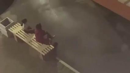 Нижнекамцы не оценили поступок автора видео, как ребёнок уговаривал нетрезвую мать пойти домой - НТР 24