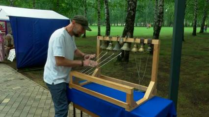 На празднике, посвященном Дню славянской письменности, нижнекамцы побывали в роли звонарей - НТР 24