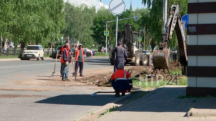 В Нижнекамске начали перенос пешеходного перехода от «Рамус Молла»