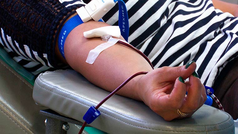 В канун Дня донора жители Нижнекамска сдали кровь для тех, кому она необходима
