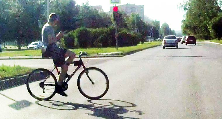 Житель Нижнекамска заметил «гуру-велосипедиста» в городе