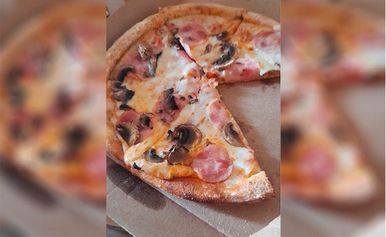 Нижнекамцы в соцсетях обсуждают пост горожанки о подгоревшей пицце