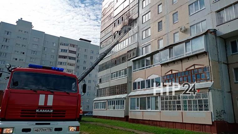 Во время пожара в Нижнекамске едва не сгорела молодая семья