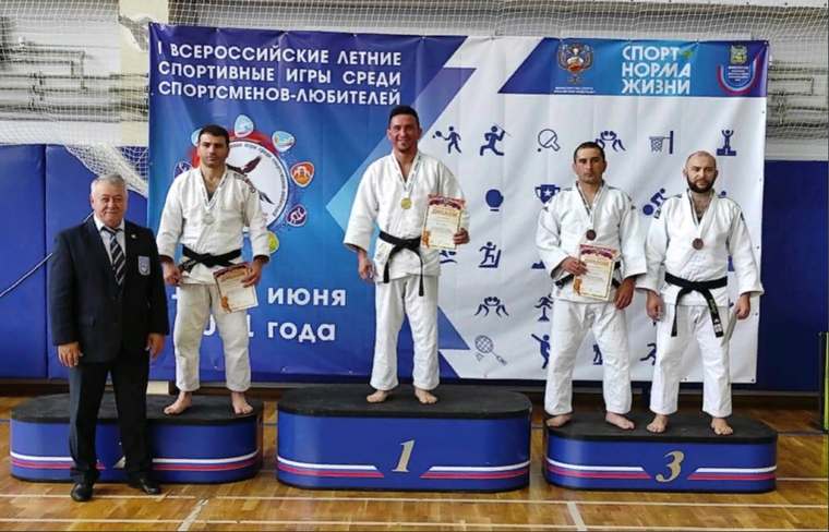 Сотрудник нижнекамской администрации победил на всероссийских соревнованиях по дзюдо