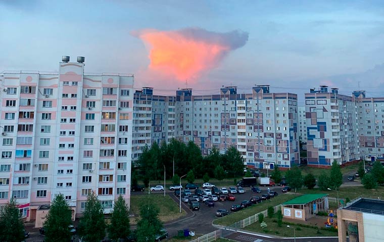 Жители Нижнекамска заметили облако с волчьим профилем