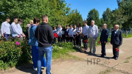Жители Нижнекамска почтили память ветерана Великой Отечественной войны - НТР 24
