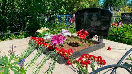 Нижнекамцы почтили память ветерана Великой Отечественной войны Михаила Казакова - НТР 24