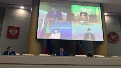 Молодёжь Татарстана начала чаще и серьезнее болеть коронавирусом - НТР 24