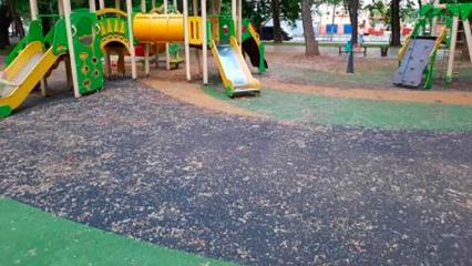 Жительница Нижнекамска жалуется на неухоженную детскую площадку - НТР 24