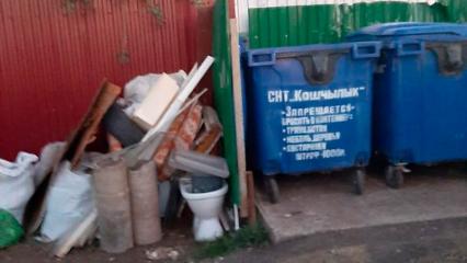 В одном из садовых обществ под Нижнекамском не вывозится мусор - НТР 24