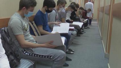 Молодежь, подлежащую призыву на военную службу, вакцинируют до 15 июля - НТР 24