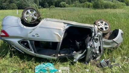 На трассе Челны — Нижнекамск перевернулась машина с женщиной и двумя девочками - НТР 24