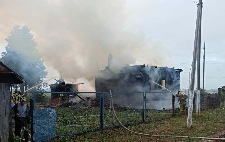 В Татарстане 58-летний хозяин дома погиб при пожаре