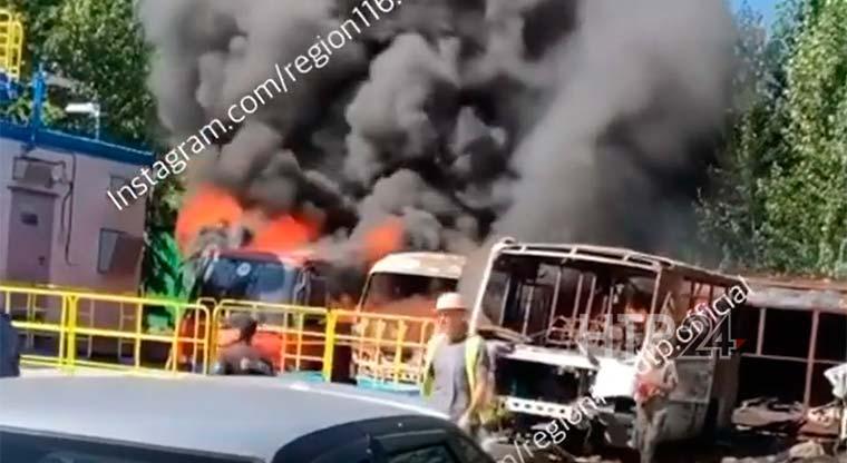 В Казани сгорели два атобуса «ПАЗ»