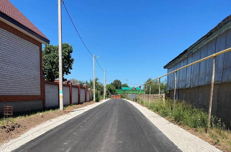 В селе под Нижнекамском отремонтировали участки на двух дорогах