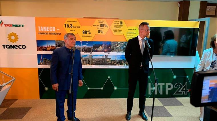 Министр внешнеэкономических связей и иностранных дел Венгрии и президент Татарстана дали старт новому производству в Нижнекамске