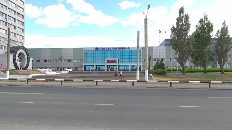 Очевидец рассказал подробности гибели женщины на территории шинного завода в Нижнекамске