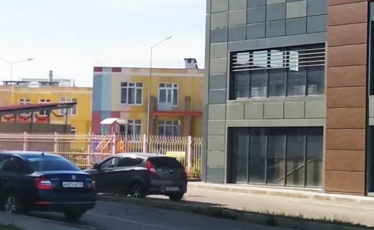 Житель Нижнекамска заметил на одной из улиц города здание, которого не должно быть