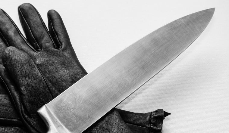 В Нижнекамске женщина пырнула ножом подругу-собутыльницу