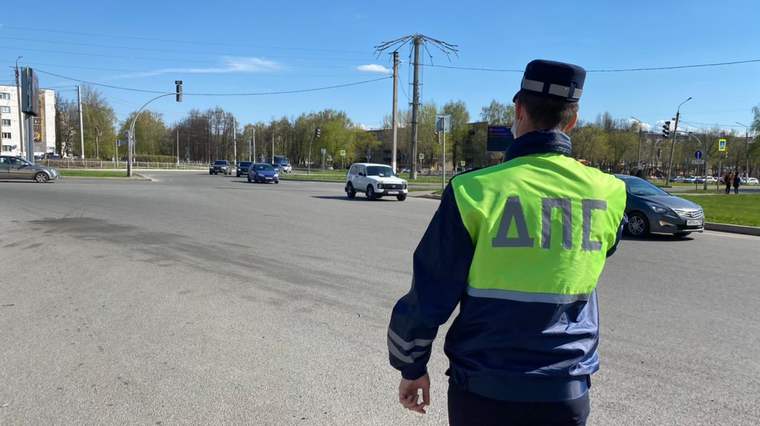 За полгода в Нижнекамске суд лишил прав более сотни водителей