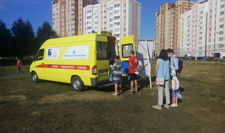 В Нижнекамске начался проект «Наш двор – на прививку становись»