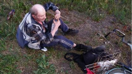 В Татарстане 3,5 часа пролежал в кювете дедушка, которому никто не помог