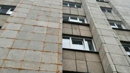 После падения мальчика из окна общежития в Челнах возбуждено дело