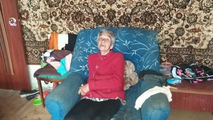 В Нижнекамске брошенная дочерью бабушка умирает от голода - НТР 24