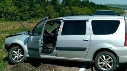 Три человека тяжело пострадали в ДТП на трассе в Татарстане