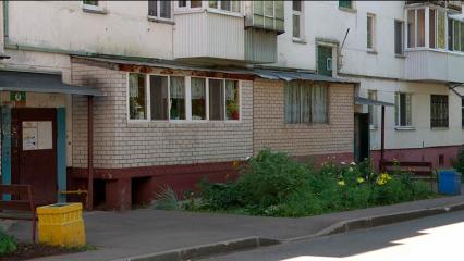 В Нижнекамске демонтируют балконы-самострои - НТР 24