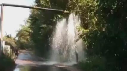 В СНТ под Нижнекамском обнаружили «настоящий водопад»