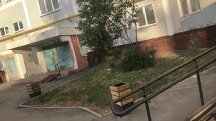 Житель Нижнекамска рассказал, что в одном из городских дворов украли лавочки - НТР 24