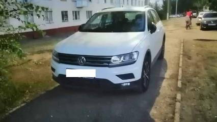 Нижнекамка распространила по соцсетям фотографии нарушителей правил парковки - НТР 24