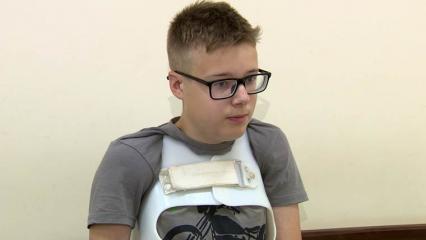Благодаря помощи нижнекамцев 13-летний подросток из Татарстана может победить сколиоз